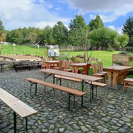 Vcelin Brniste